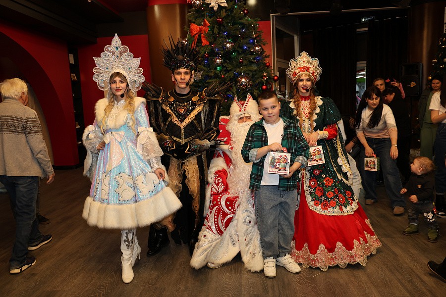 21 декабря 2025 г. Новогодняя сказка для детей сотрудников