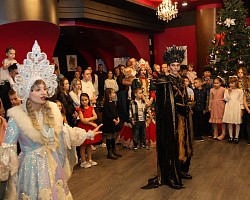 21 декабря 2025 г. Новогодняя сказка для детей сотрудников