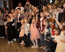 21 декабря 2025 г. Новогодняя сказка для детей сотрудников