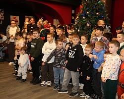 21 декабря 2025 г. Новогодняя сказка для детей сотрудников