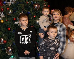 21 декабря 2025 г. Новогодняя сказка для детей сотрудников