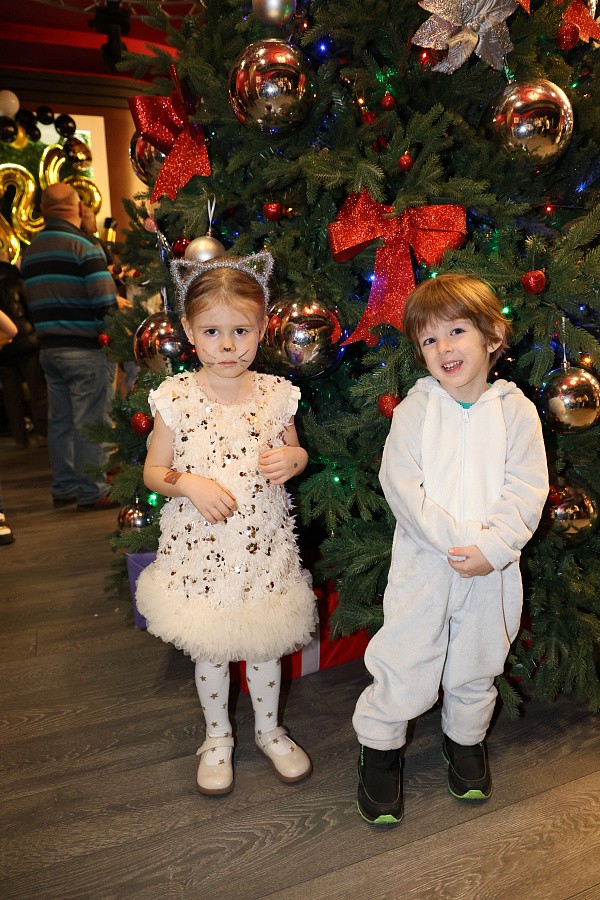 21 декабря 2025 г. Новогодняя сказка для детей сотрудников