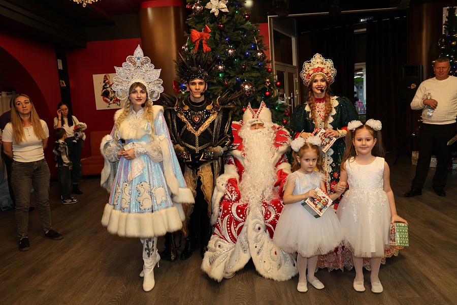 21 декабря 2025 г. Новогодняя сказка для детей сотрудников