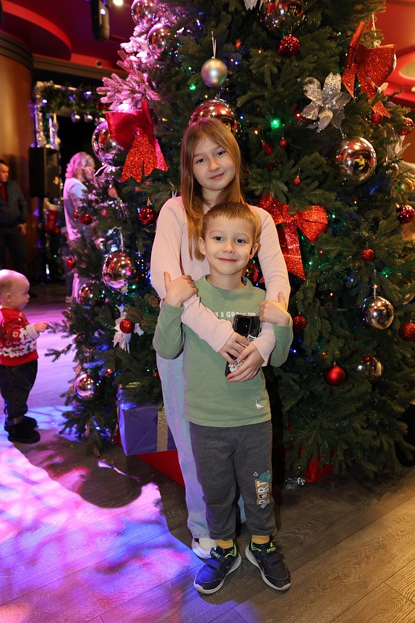 21 декабря 2025 г. Новогодняя сказка для детей сотрудников