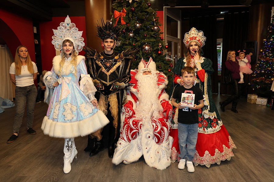 21 декабря 2025 г. Новогодняя сказка для детей сотрудников