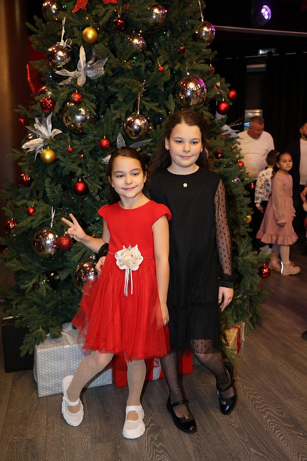 21 декабря 2025 г. Новогодняя сказка для детей сотрудников