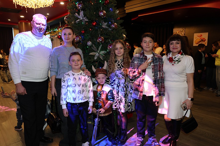 21 декабря 2025 г. Новогодняя сказка для детей сотрудников