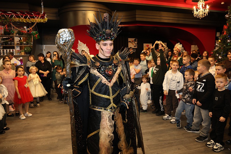 21 декабря 2025 г. Новогодняя сказка для детей сотрудников