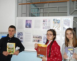 Поздравление учеников СОШ №7 п. Коммаяк Кировского района Ставропольского края