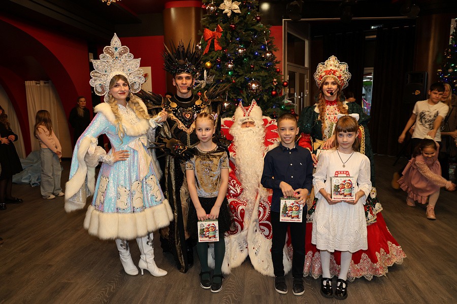 21 декабря 2025 г. Новогодняя сказка для детей сотрудников