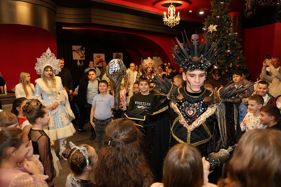 21 декабря 2025 г. Новогодняя сказка для детей сотрудников